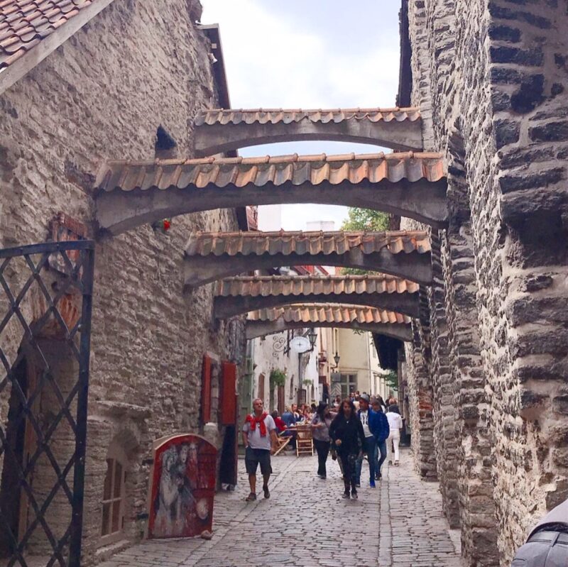 077A93FB-B7EC-4C2F-BF5A-